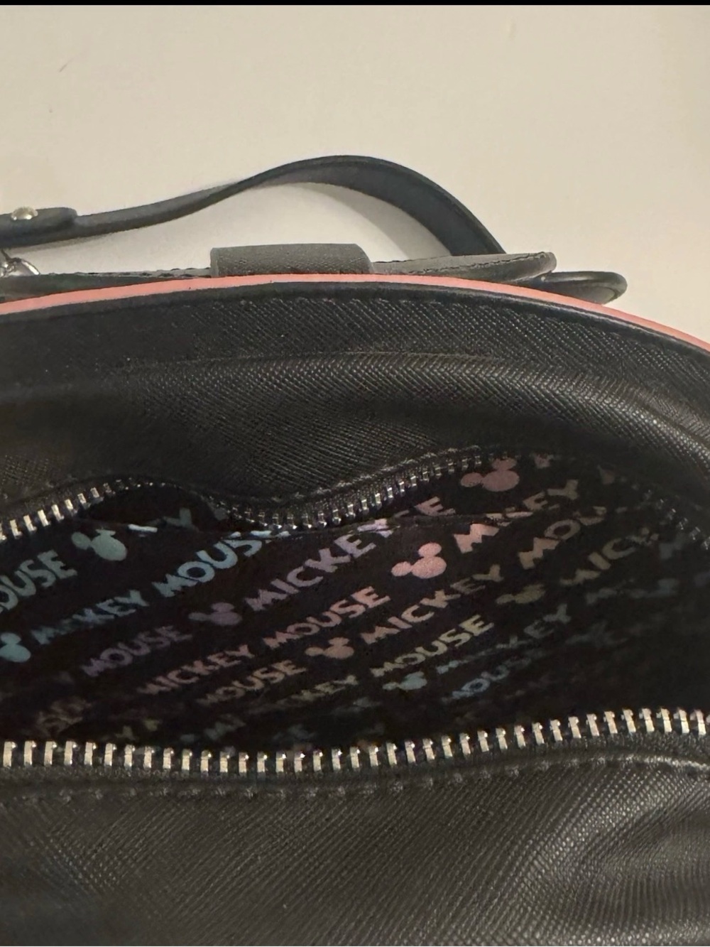 Loungefly x Disney Mickey Mouse Pastel Rainbow Crossbody Bag - Picture 4 of 7